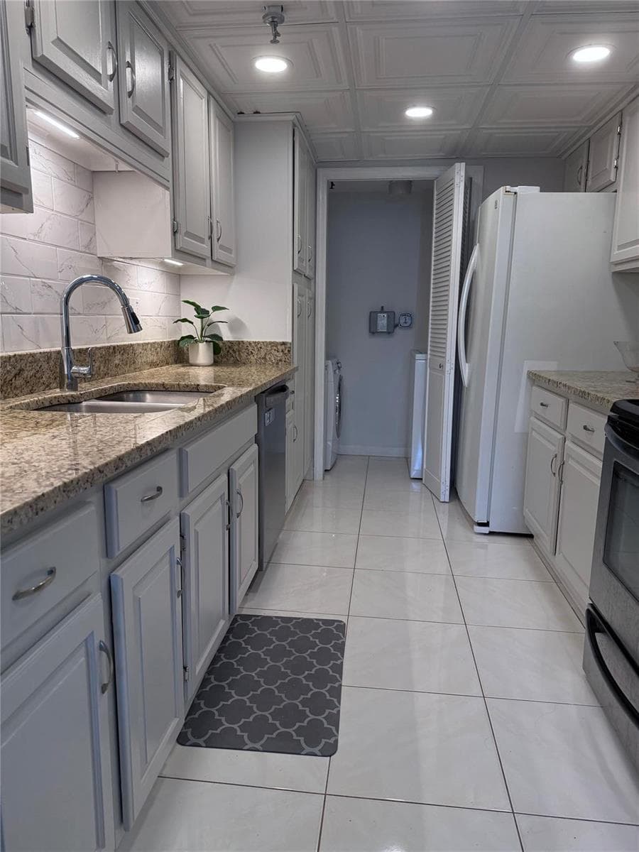 859 JEFFERY Street # 1040, Boca Raton, FL 33487 photo 2