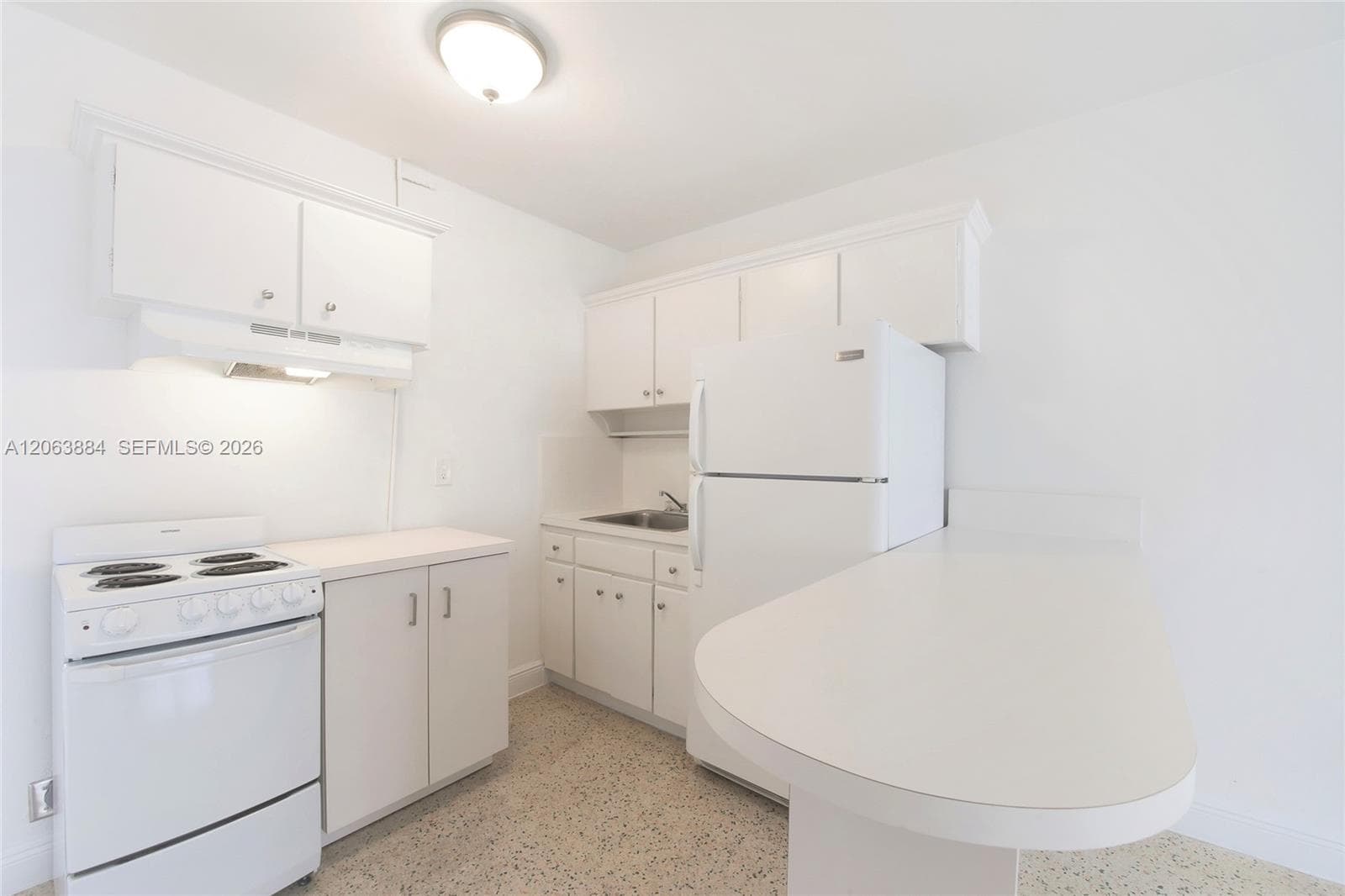 33 SALAMANCA AVE # 2 FL, Coral Gables, FL 33134 photo 4