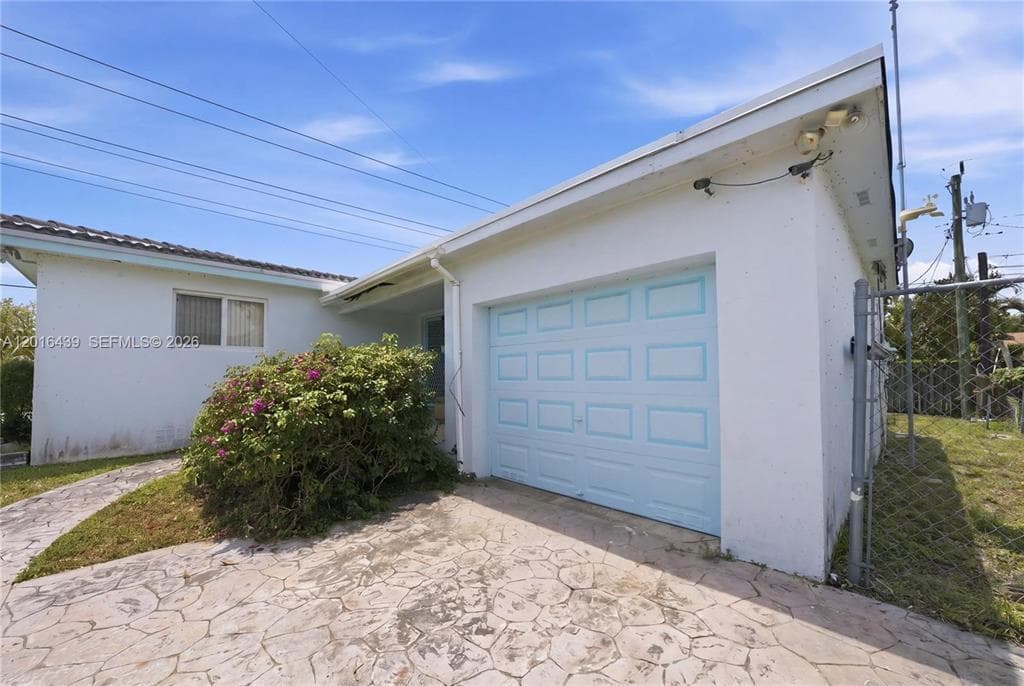 2300 N 57th Terrace, Hollywood, FL 33021 photo 3