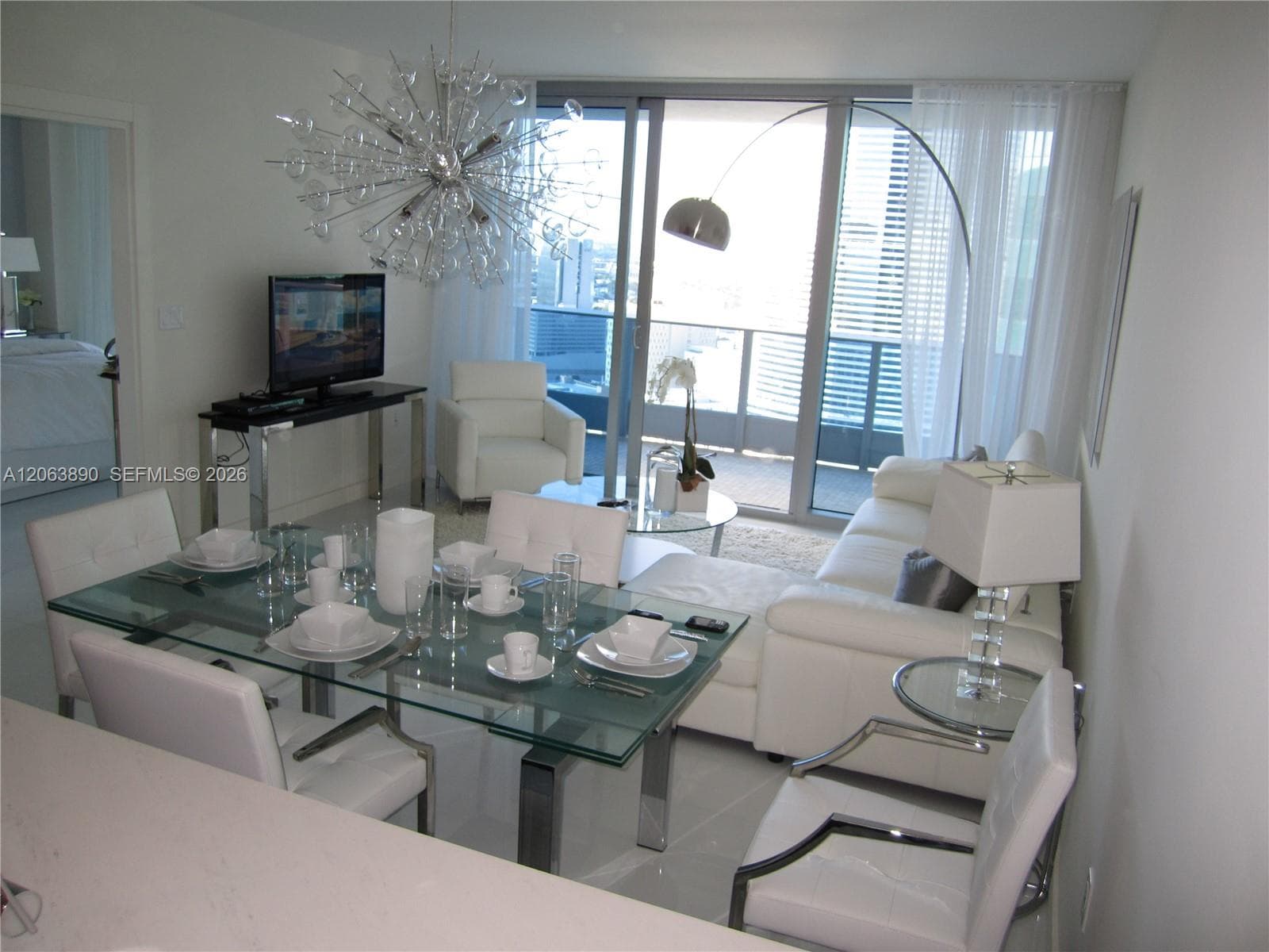 200 Biscayne Boulevard Way # 3809, Miami, FL 33131 photo 2
