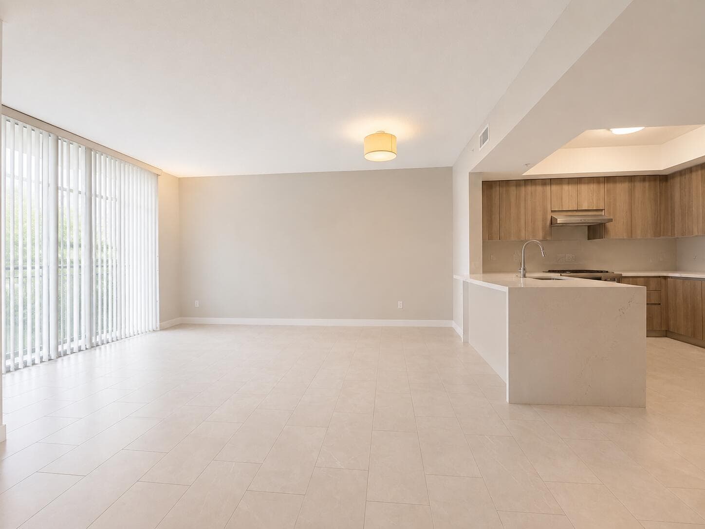 410 EVERNIA Street # 506, West Palm Beach, FL 33401 photo 3