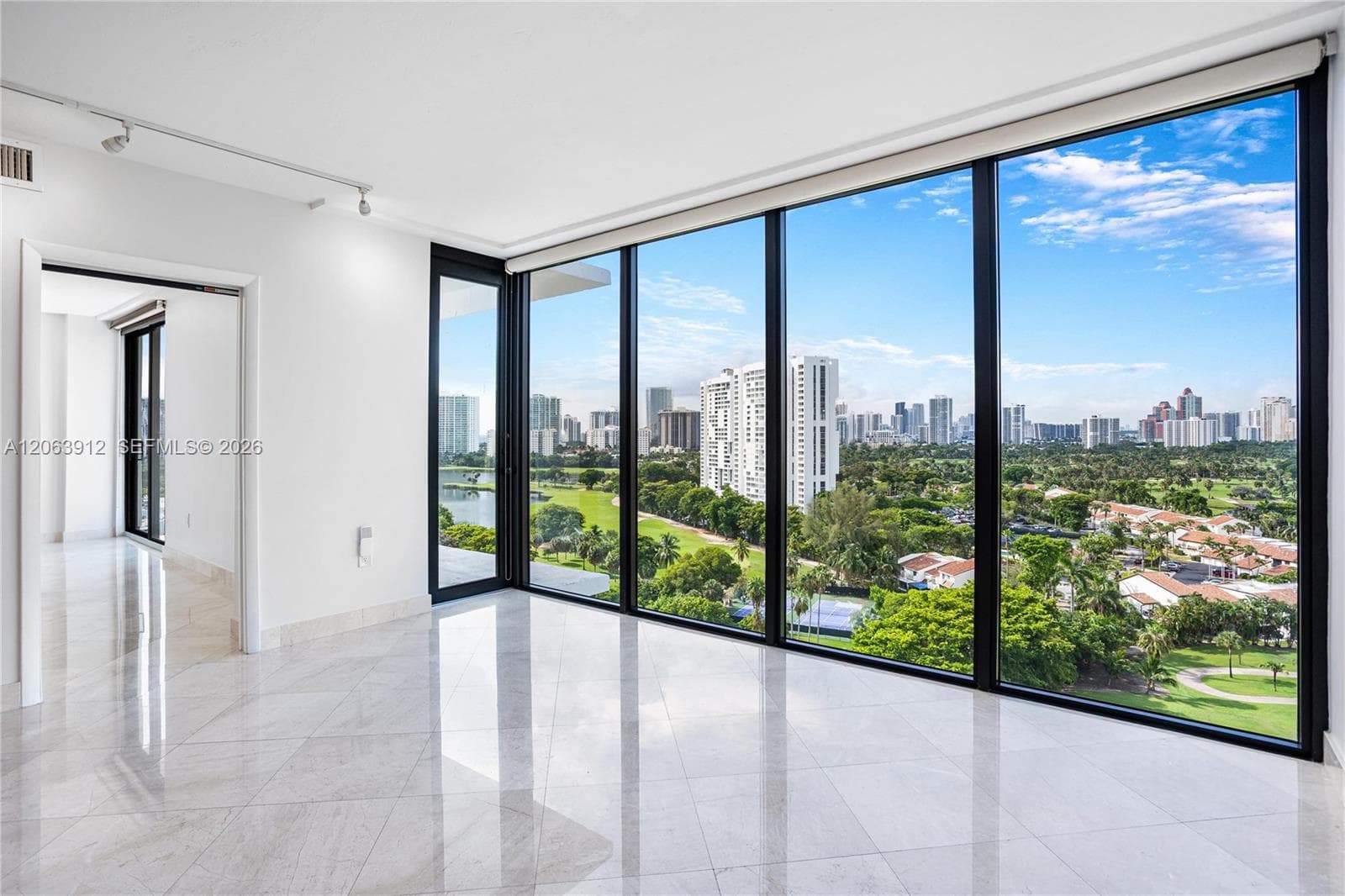 3375 N Country Club Dr # 1605, Aventura, FL 33180