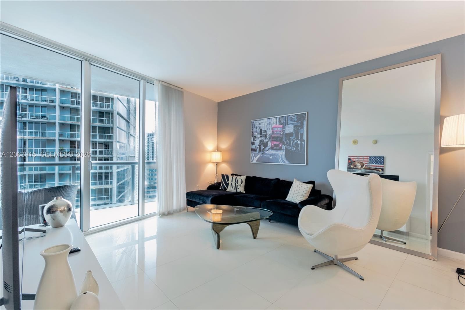 Icon Brickell photo 4