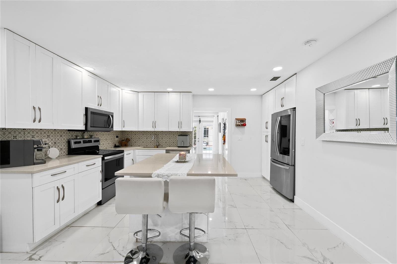 4010 CORAL SPRINGS Drive, Coral Springs, FL 33065 photo 4