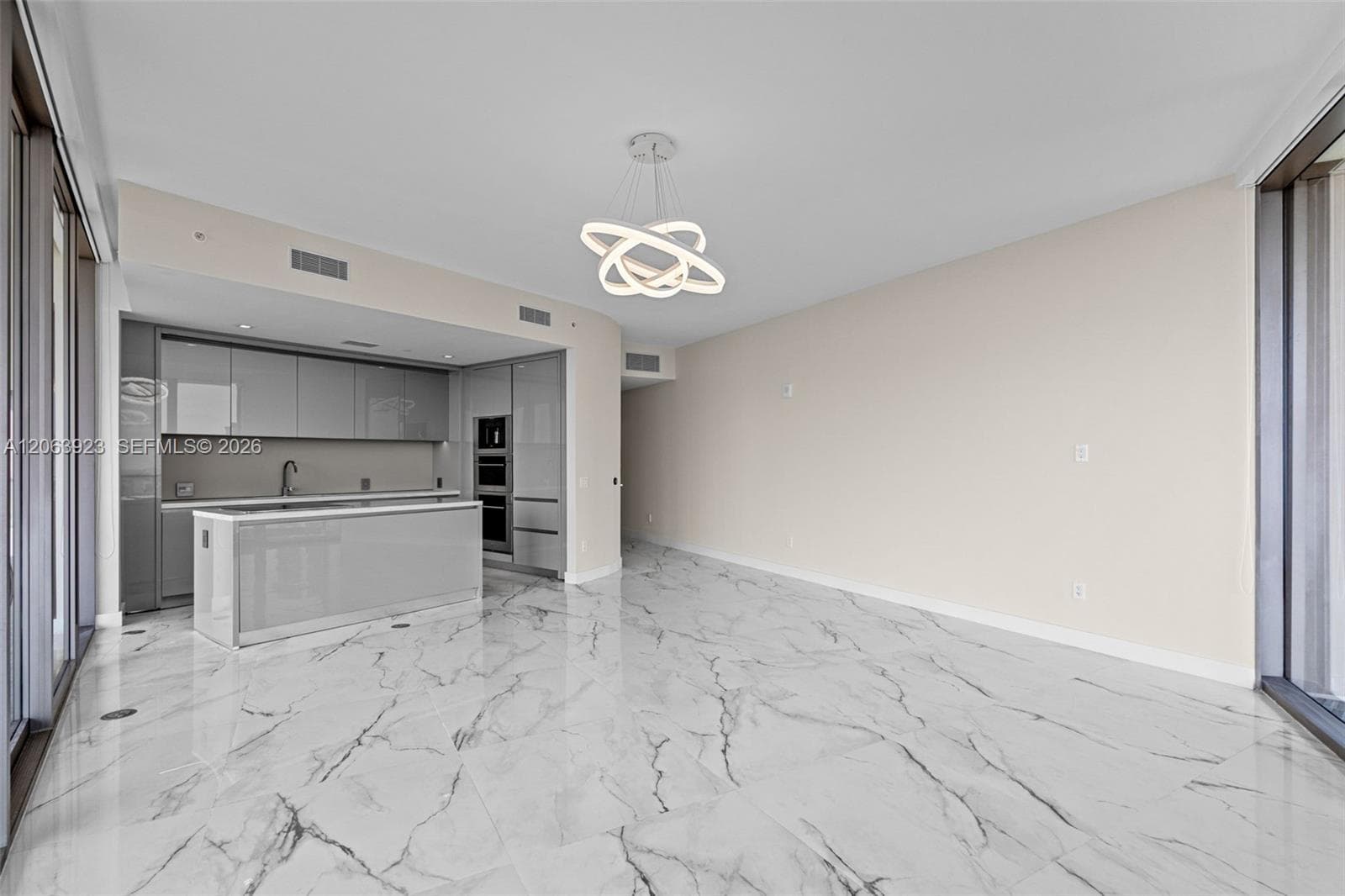18975 Collins Ave # 3605, Sunny Isles Beach, FL 33160 photo 4