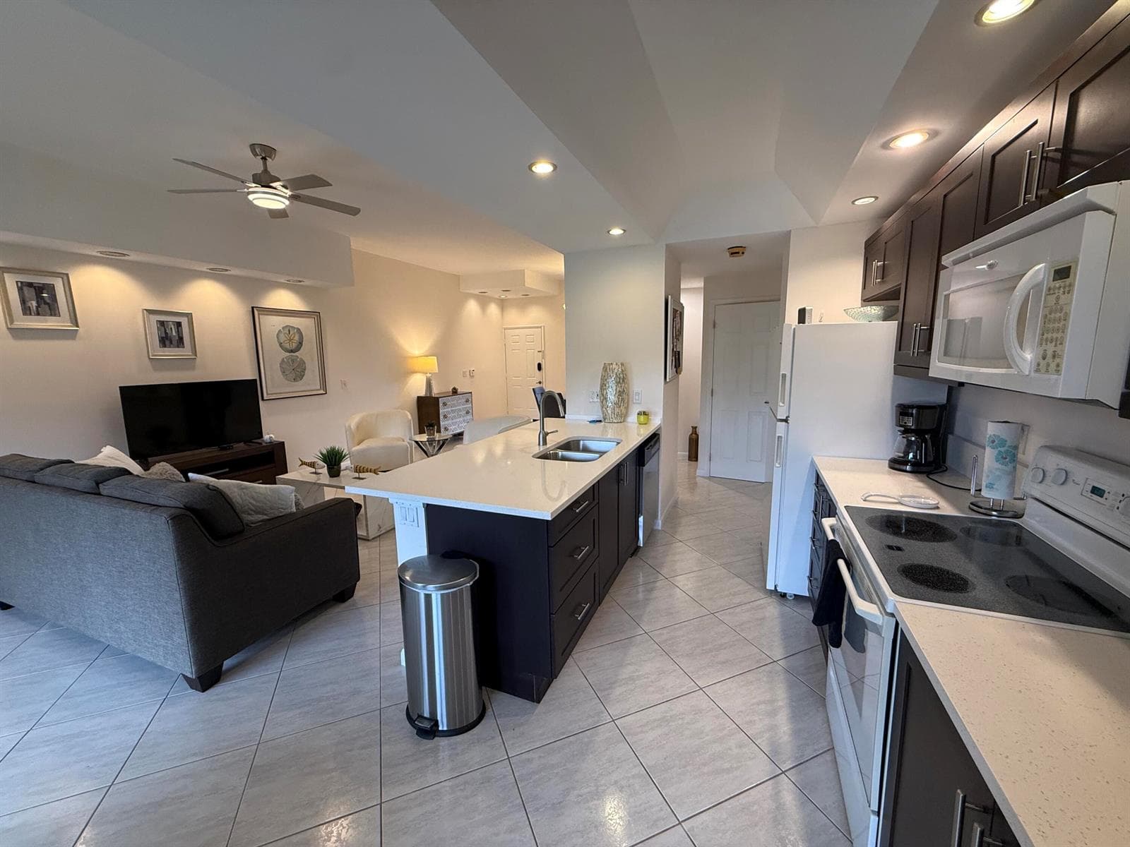 7472 LA PAZ Boulevard # 102, Boca Raton, FL 33433 photo 2
