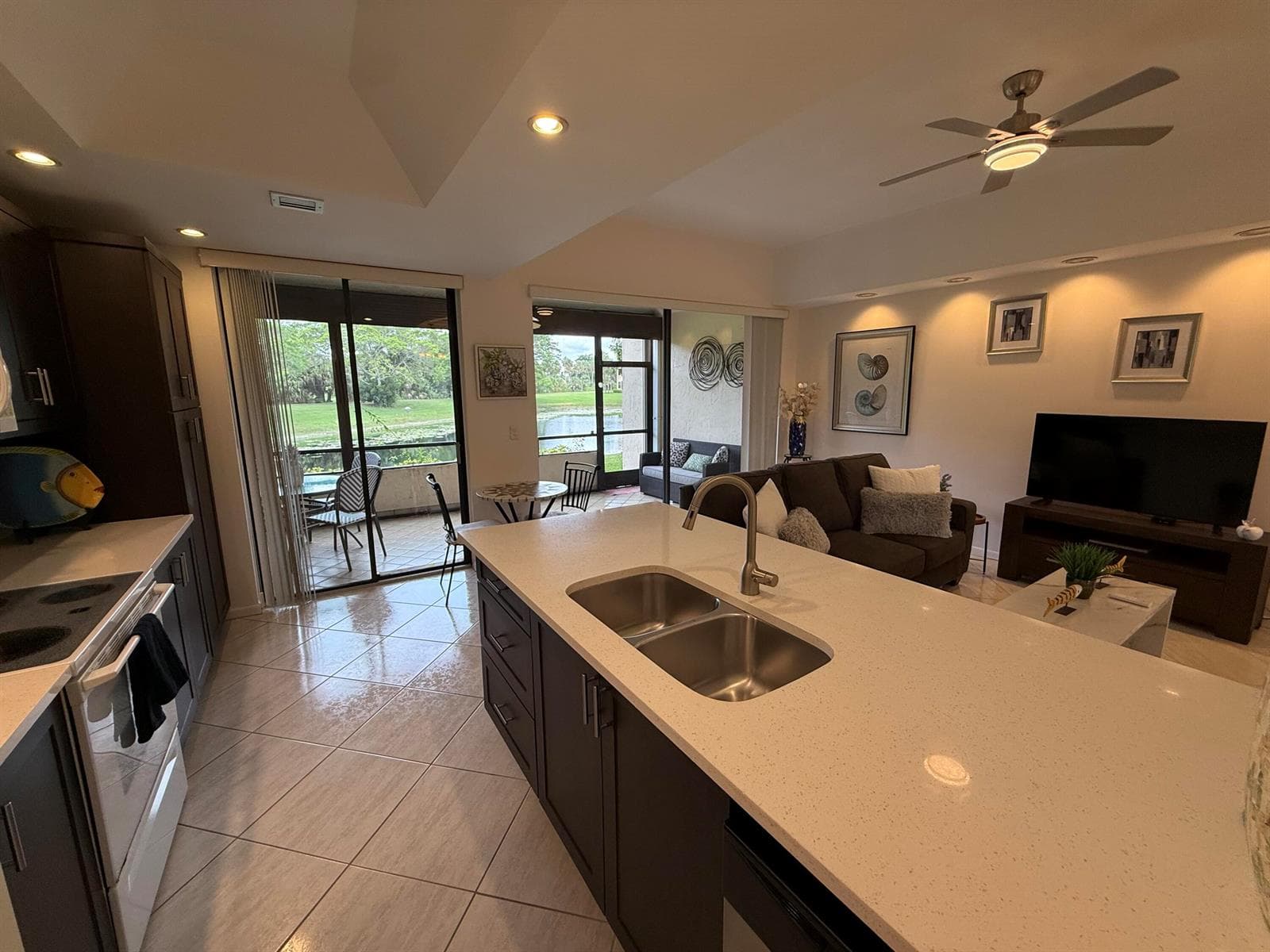 7472 LA PAZ Boulevard # 102, Boca Raton, FL 33433 photo 4