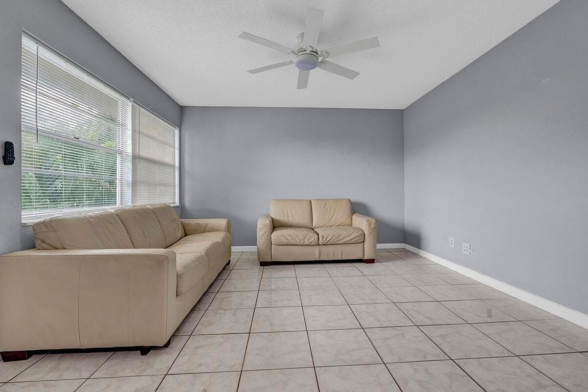 340 NW 19th Street # 308, Boca Raton, FL 33432 photo 3