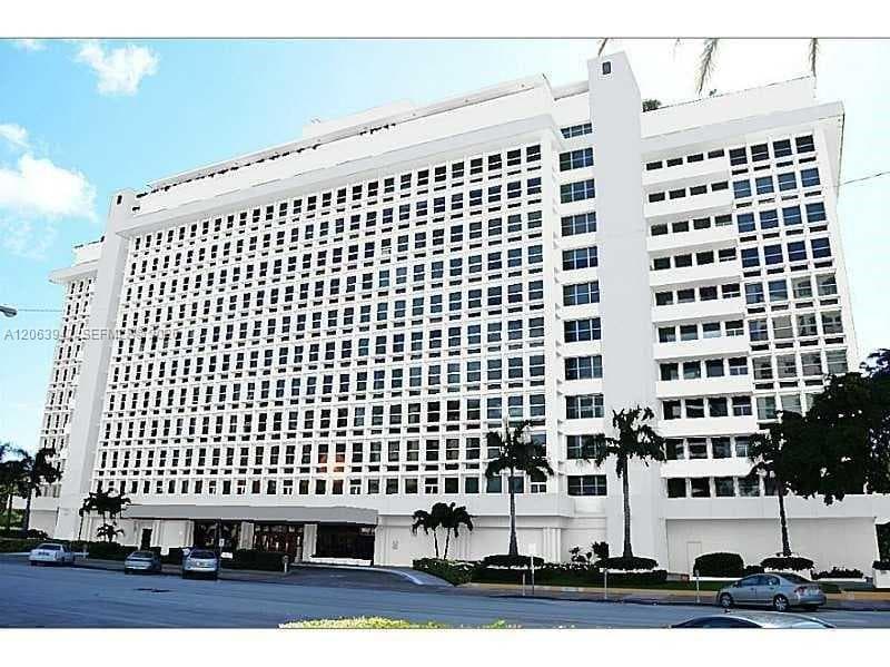 700 Biltmore Way # 215, Coral Gables, FL 33134