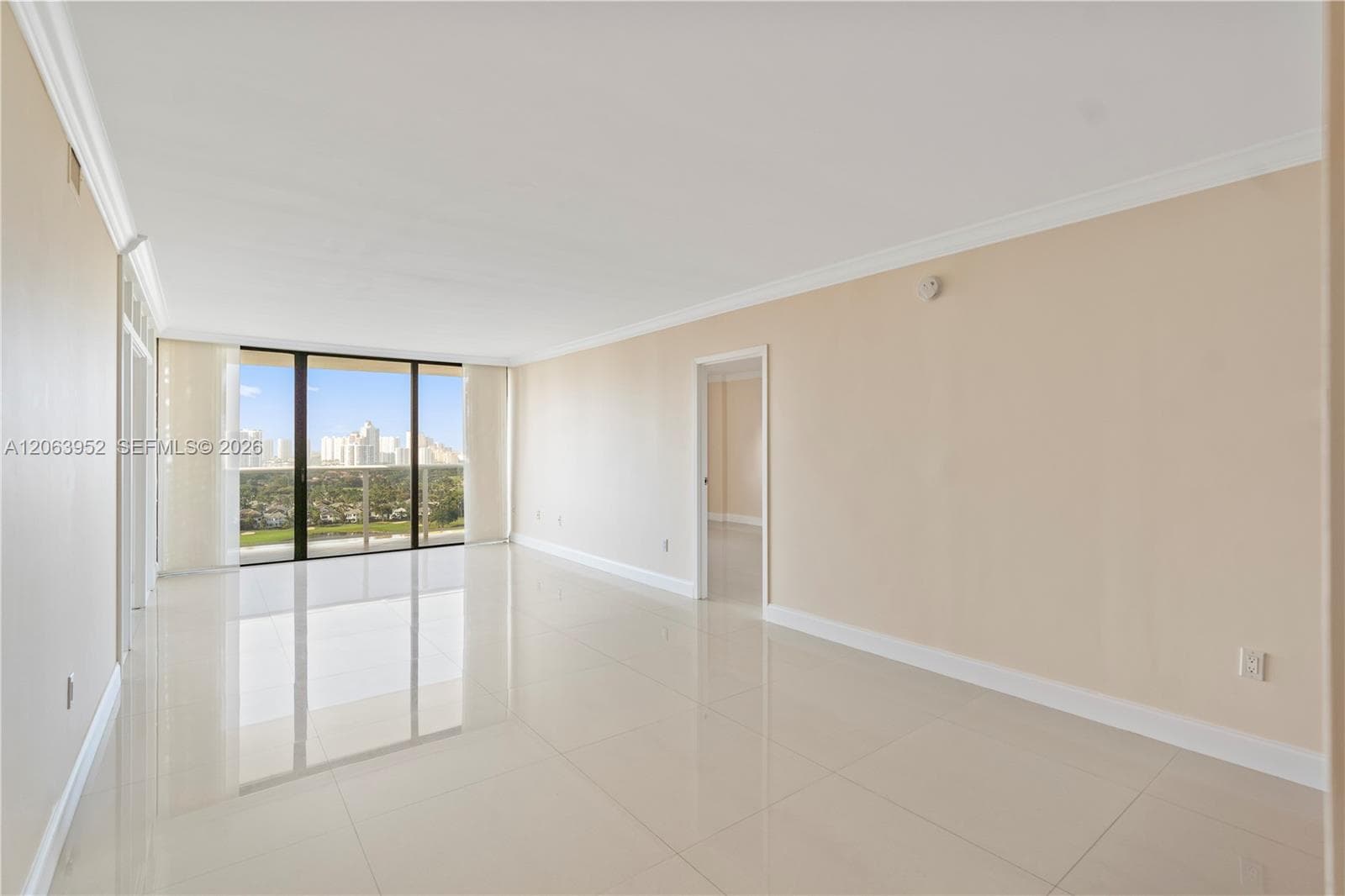 3675 N Country Club Dr # 2208, Aventura, FL 33180 photo 3