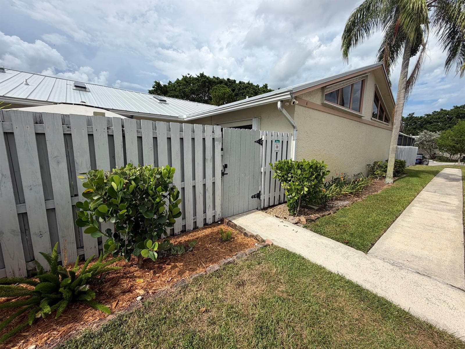 8847 THUMBWOOD Circle # A, Boynton Beach, FL 33436 photo 3