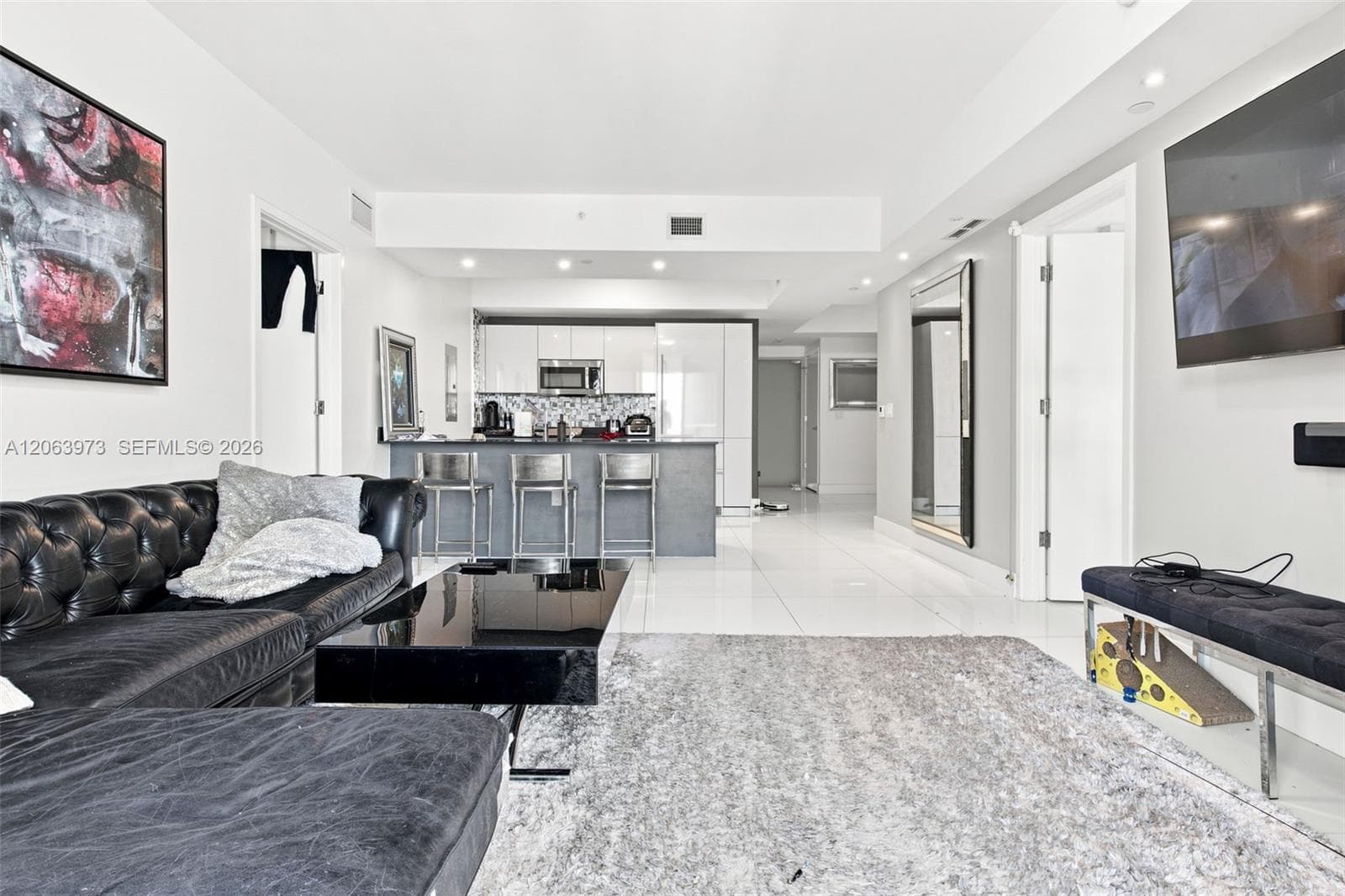 1010 Brickell Ave # 2403, Miami, FL 33131 photo 2