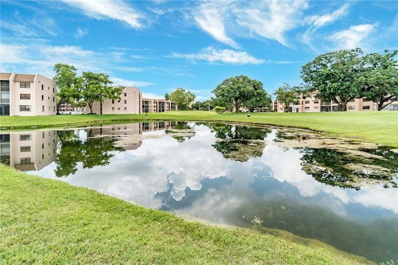 2793 NW 104th Avenue # 101, Sunrise, FL 33322 photo 2