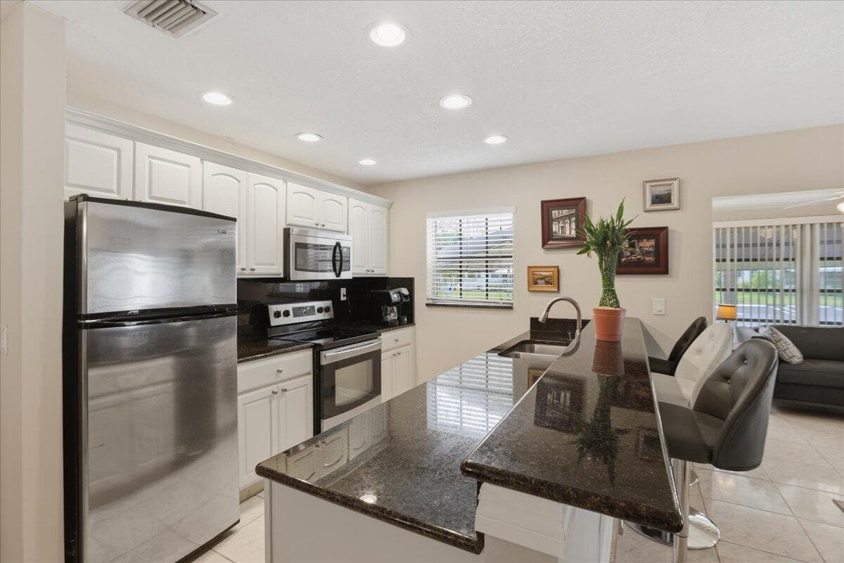 1172 S Drive Circle # B, Delray Beach, FL 33445 photo 5