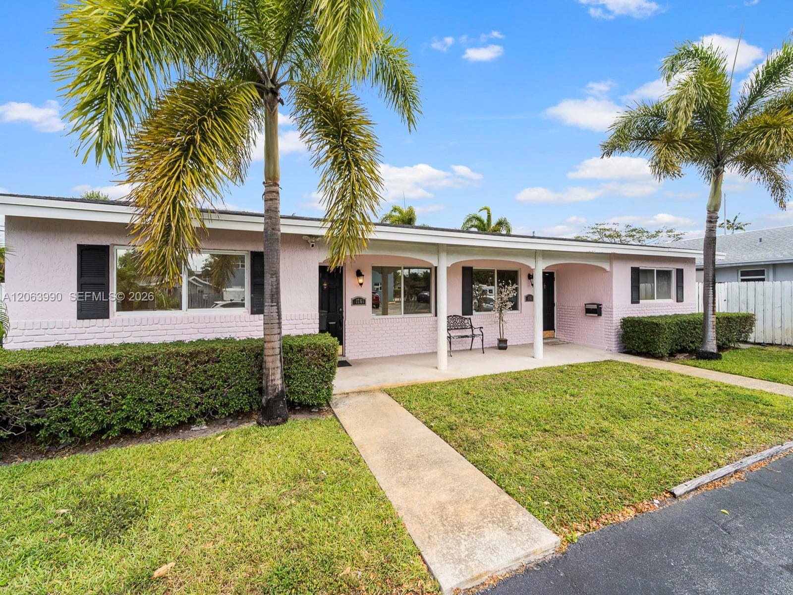 1761-1763 NE 52nd St, Fort Lauderdale, FL 33334 photo 2