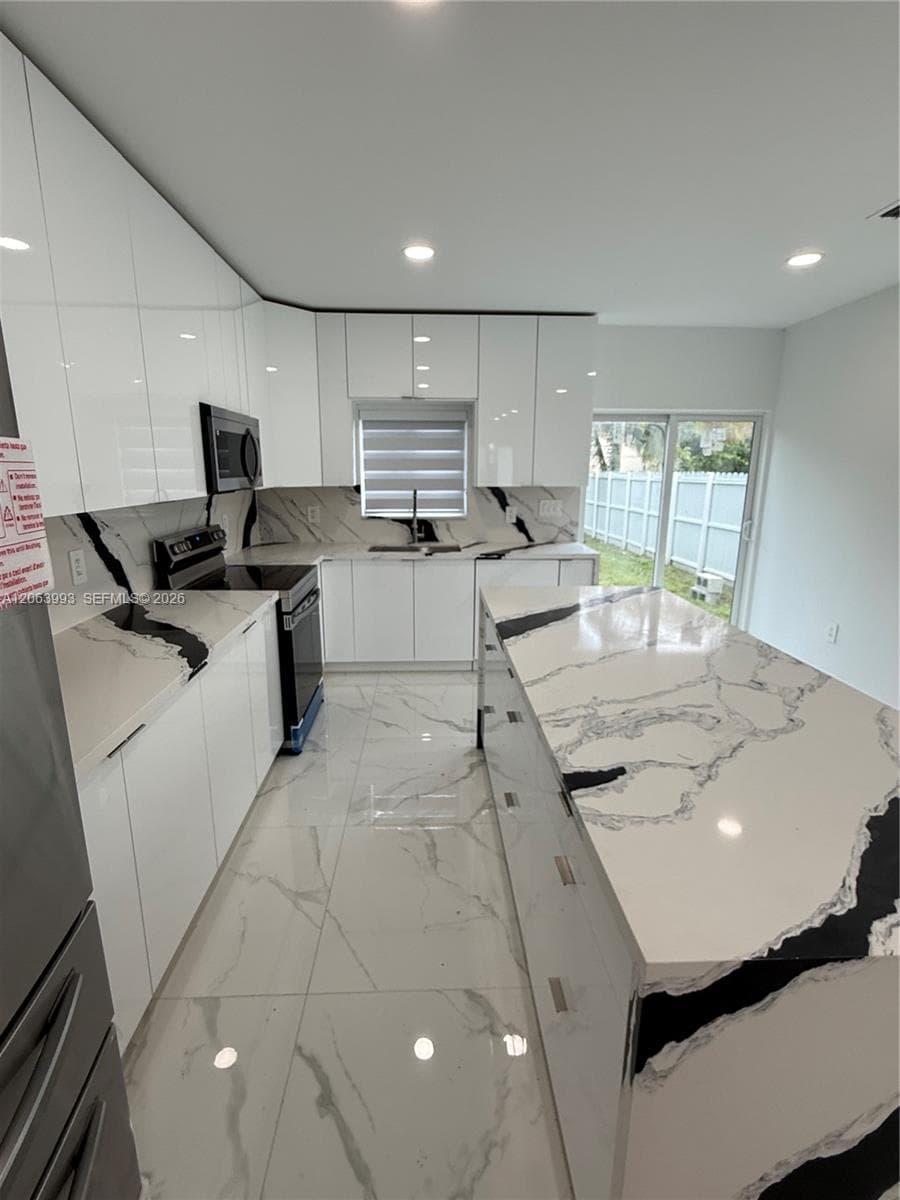 2100 NW 102nd St # 1, Miami, FL 33147 photo 5