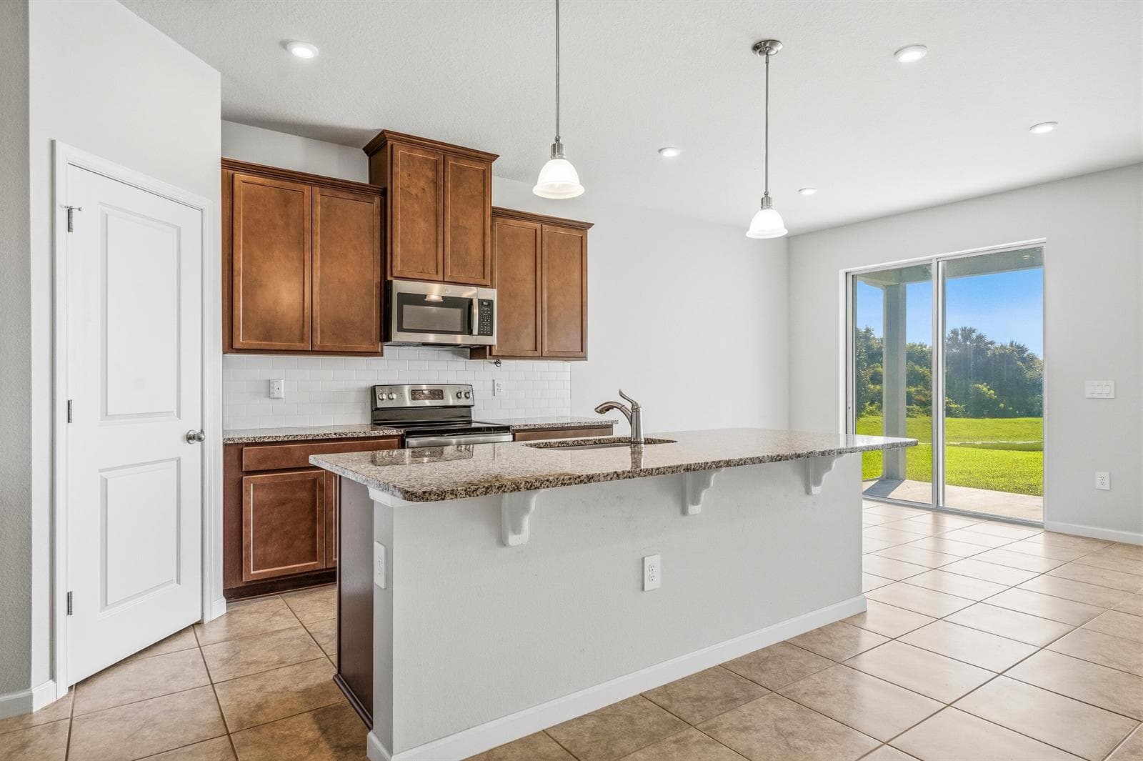 6640 Canterbridge Drive, Vero Beach, FL 32967 photo 3