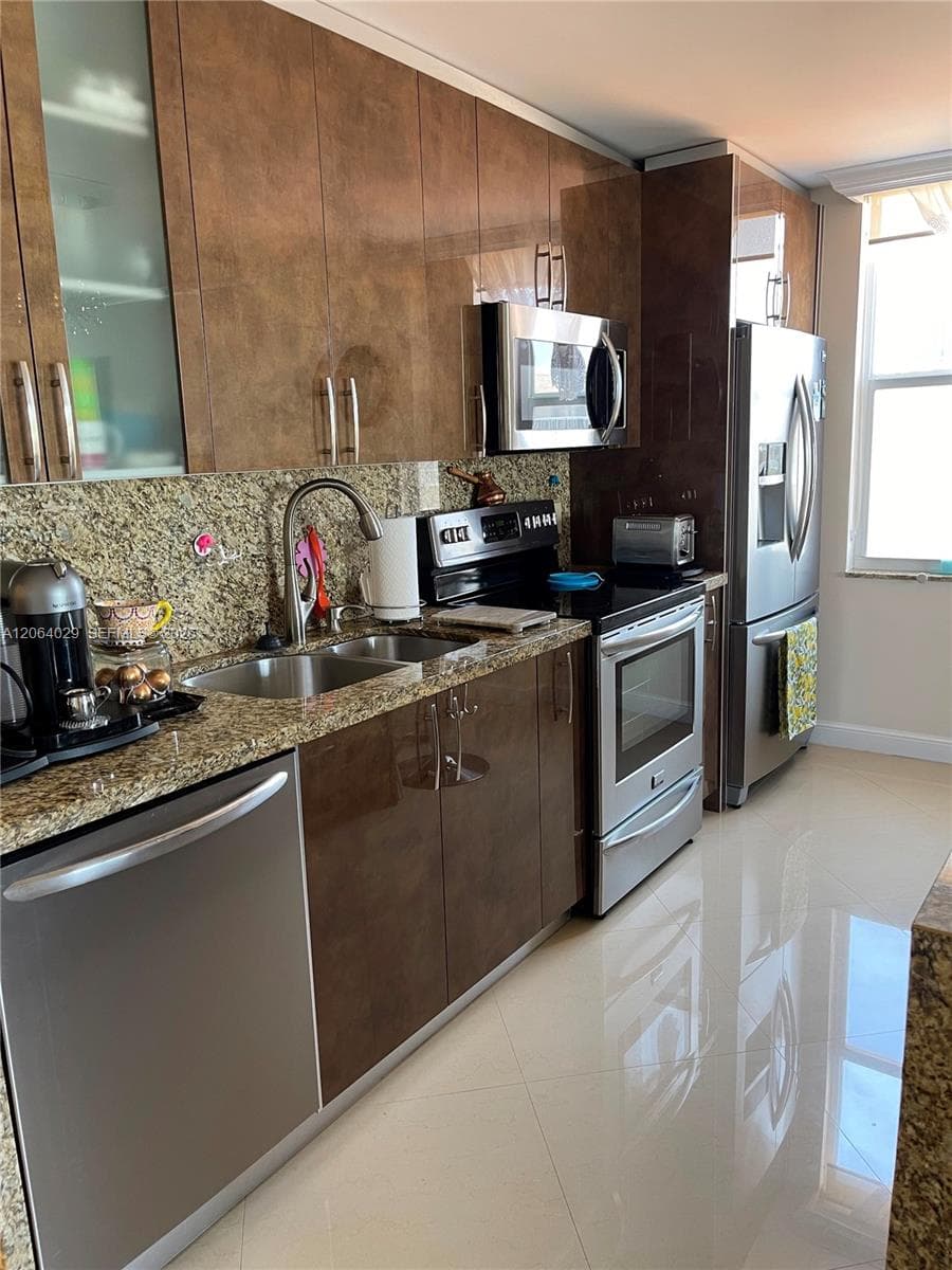 1865 S Ocean Dr # 3L, Hallandale Beach, FL 33009 photo 4