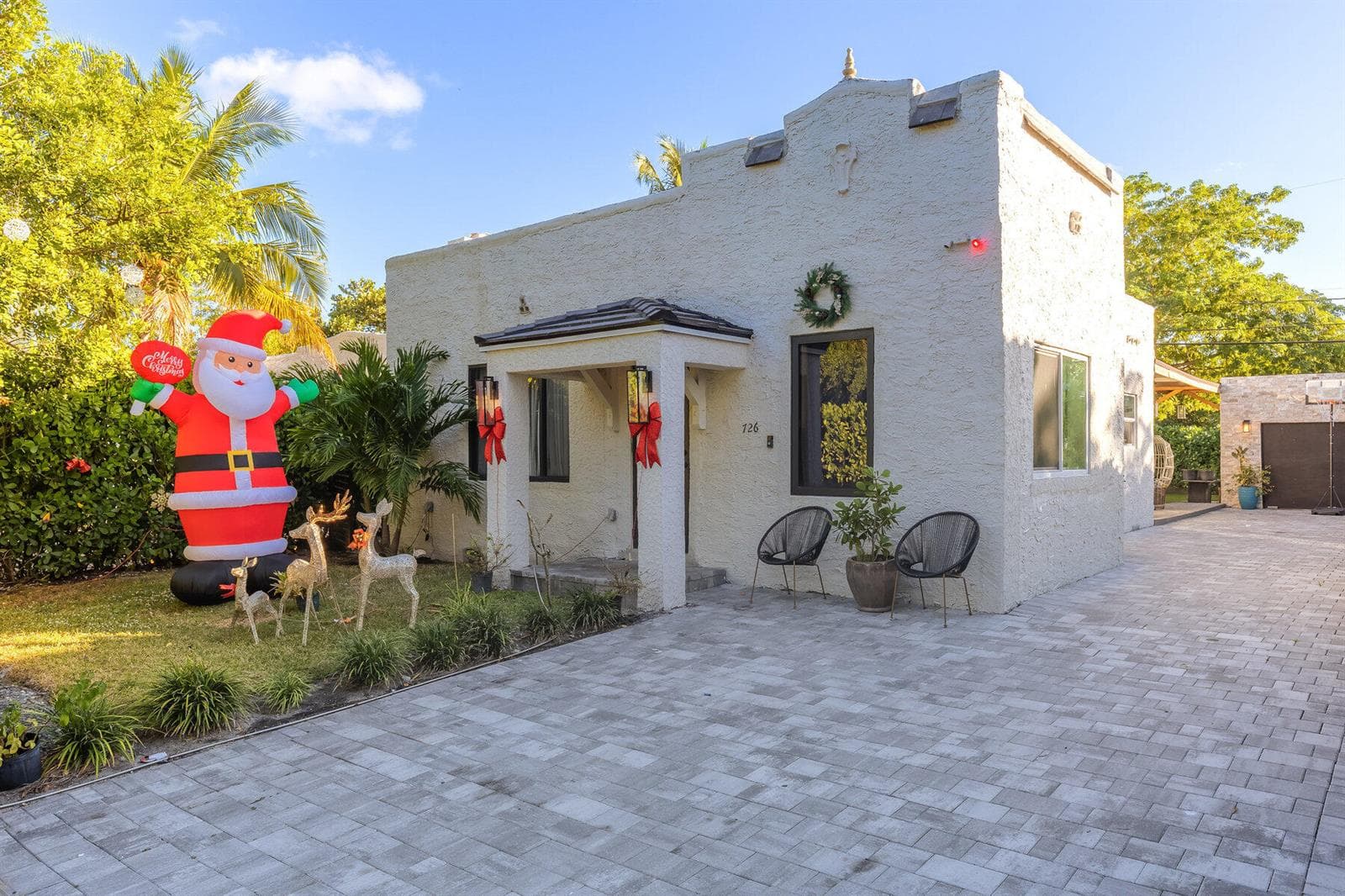 726 LYTLE Street, West Palm Beach, FL 33405 photo 2