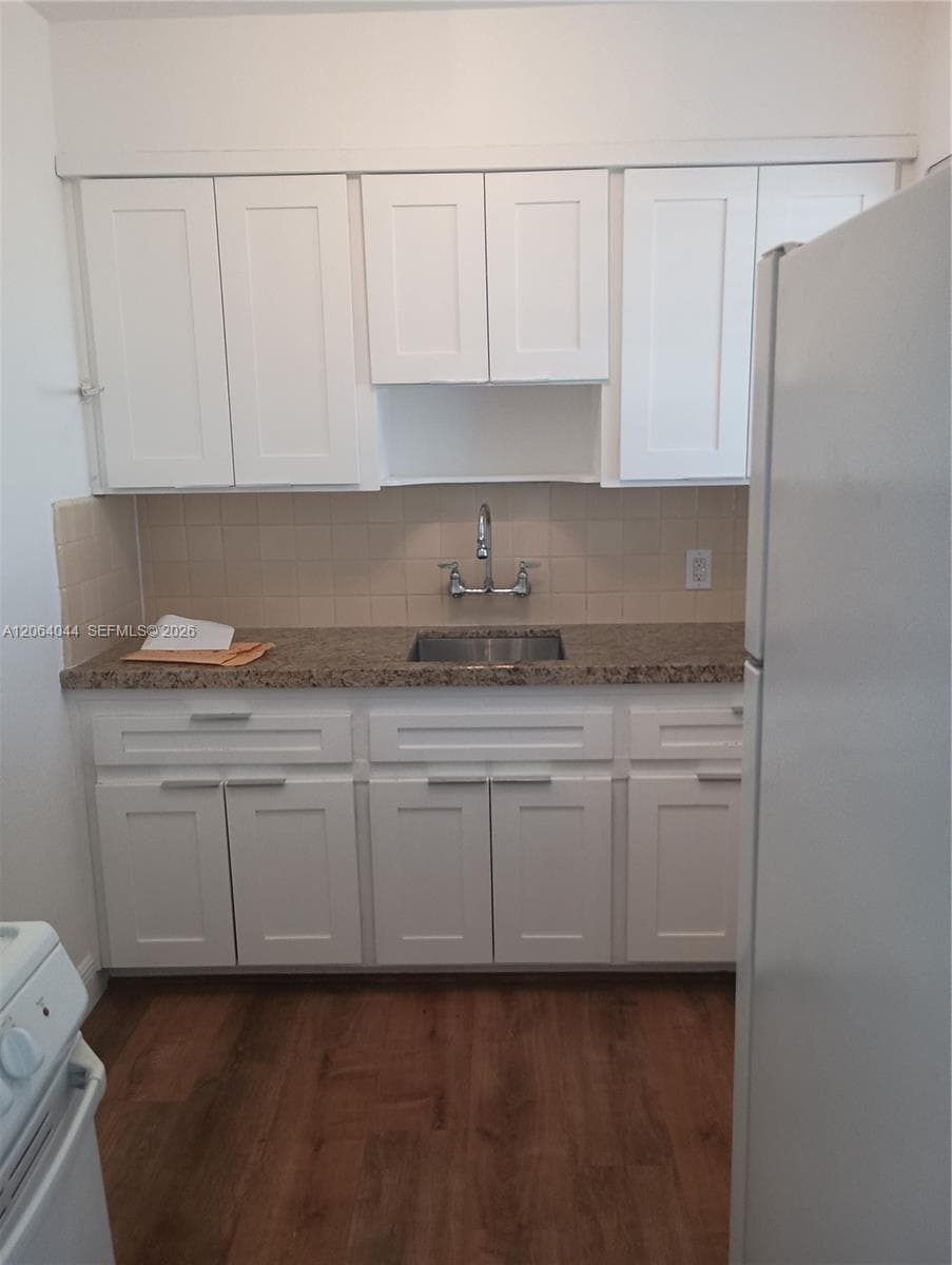545 74 # 8, Miami Beach, FL 33142 photo 5
