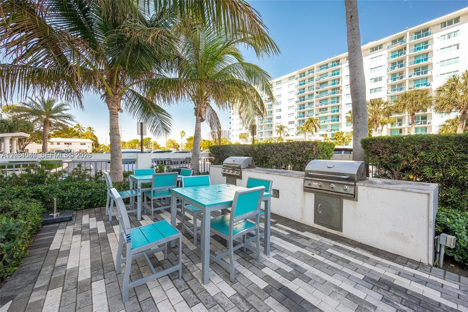 7501 E Treasure Dr # 7H, North Bay Village, FL 33141 photo 3