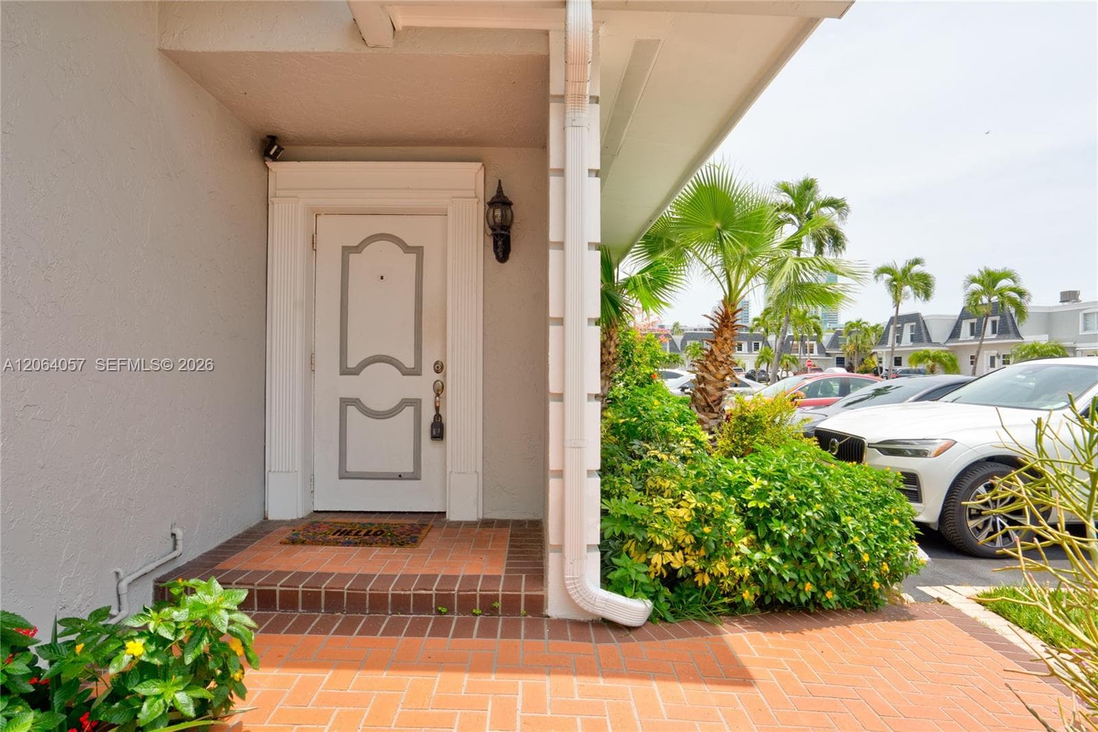 2307 NE 7th St # 40, Hallandale Beach, FL 33009 photo 2