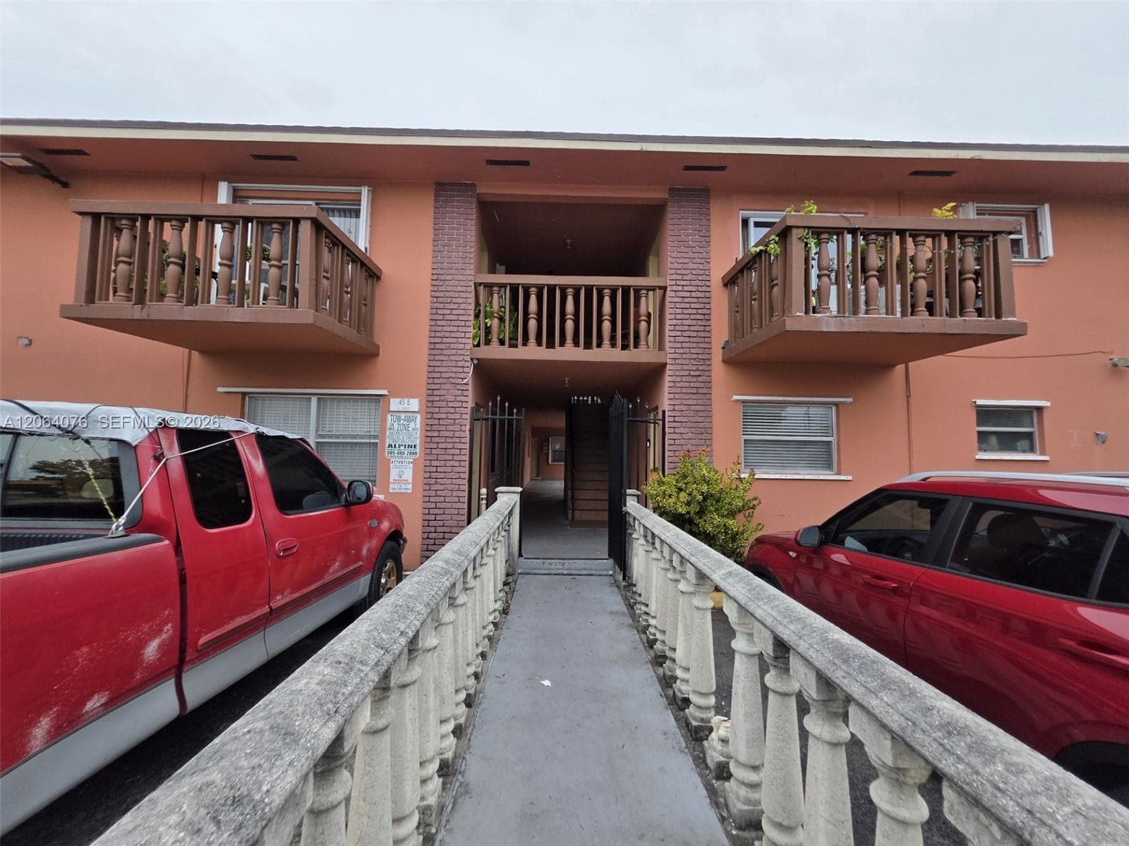 45 E 11th St # 15, Hialeah, FL 33010
