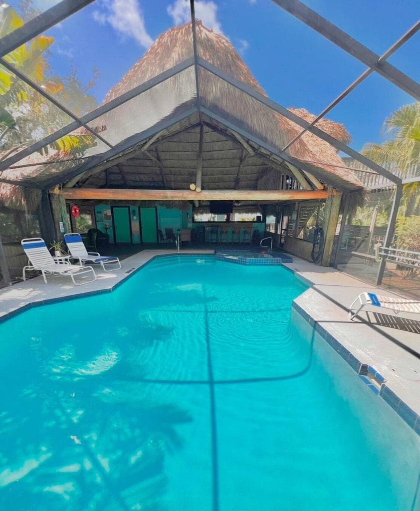 1812 SE Hideaway Circle, Port St. Lucie, FL 34952