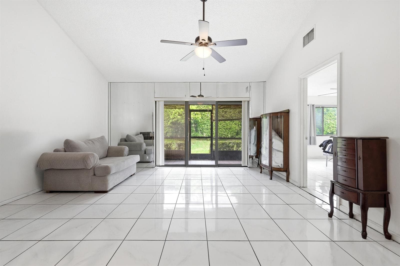 120 Sunshine Boulevard, Royal Palm Beach, FL 33411 photo 5