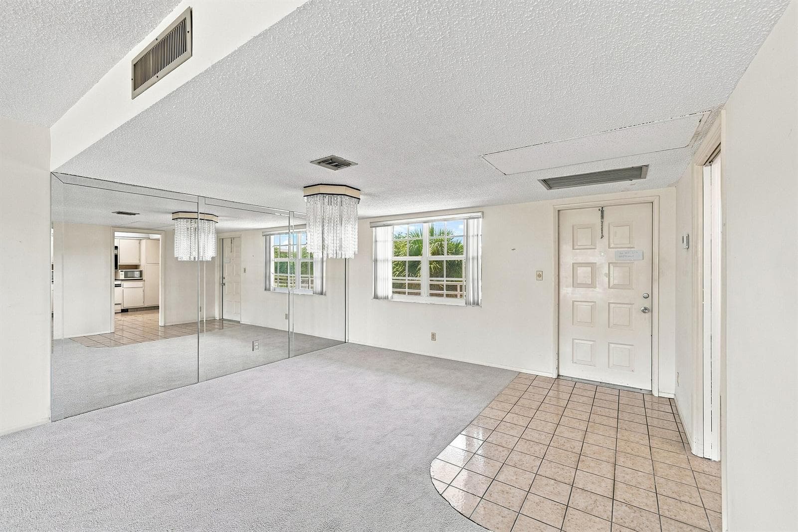 555 Oaks Lane # 303, Pompano Beach, FL 33069 photo 5