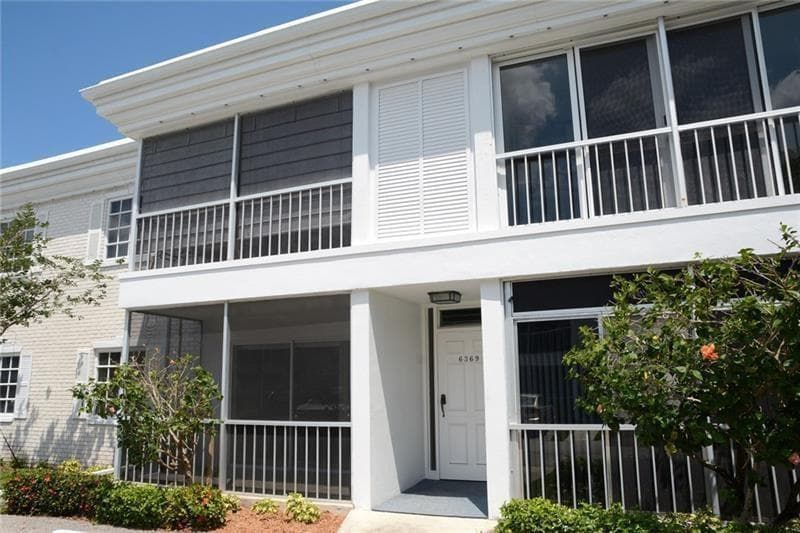 6499 BAY CLUB Drive # 2, Fort Lauderdale, FL 33308 photo 2