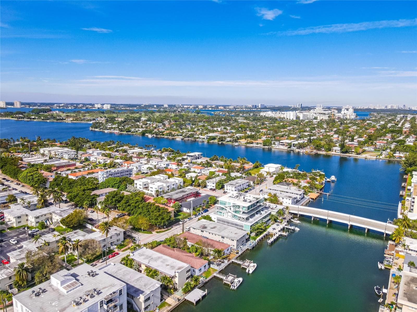 8335 E Crespi Blvd # 4, Miami Beach, FL 33141 photo 3