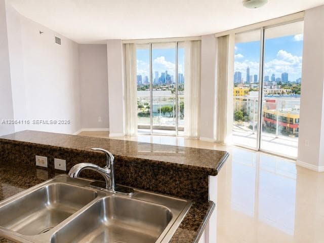1 Glen Royal Pkwy # 702, Miami, FL 33125 photo 5