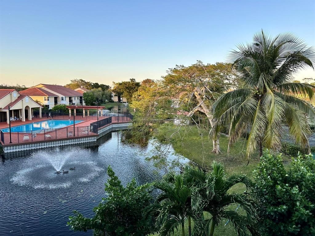 5641 RIVERSIDE Drive # 306B1, Coral Springs, FL 33067 photo 2