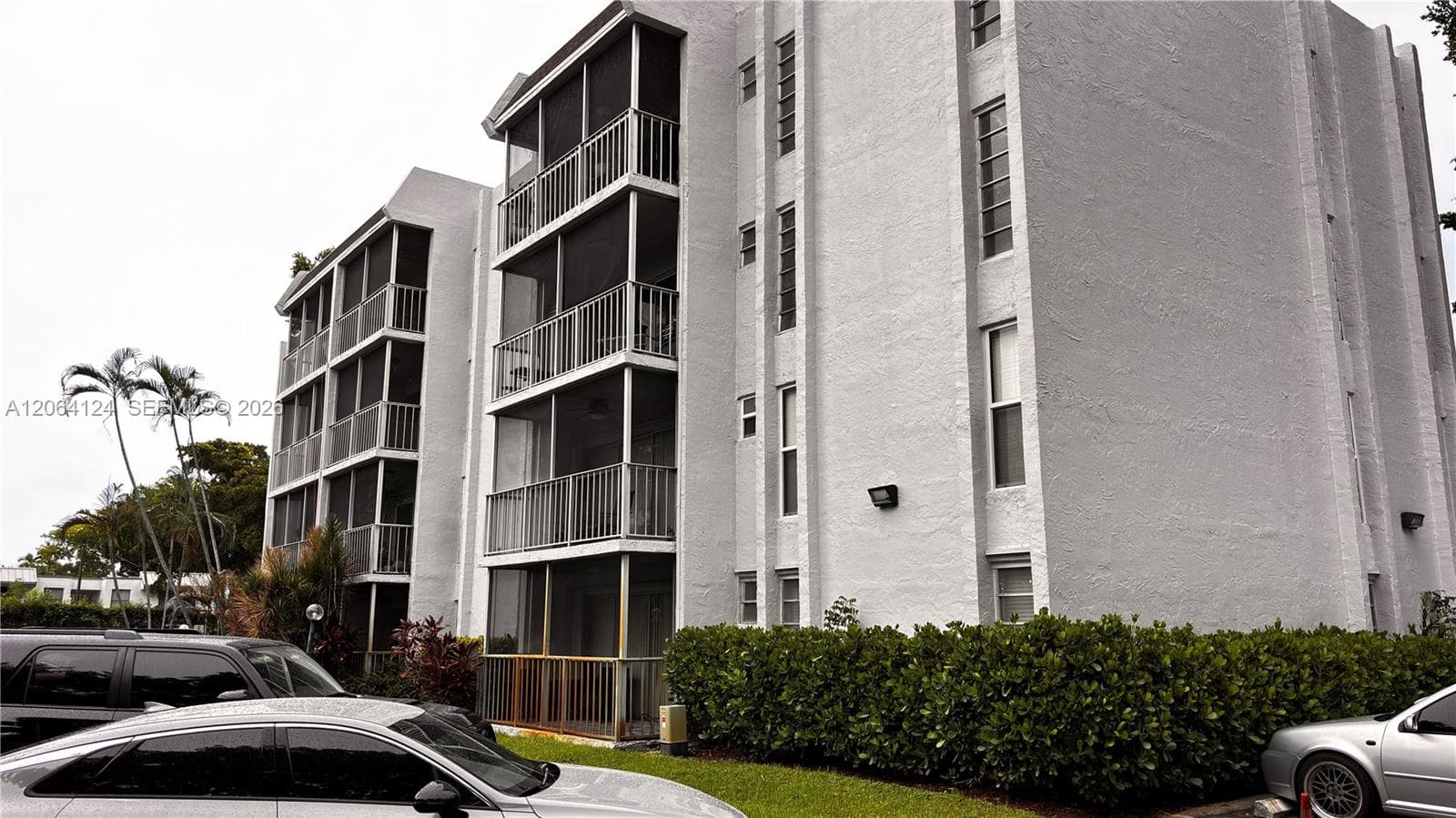 483 N Pine Island Rd # C305, Plantation, FL 33324 photo 2