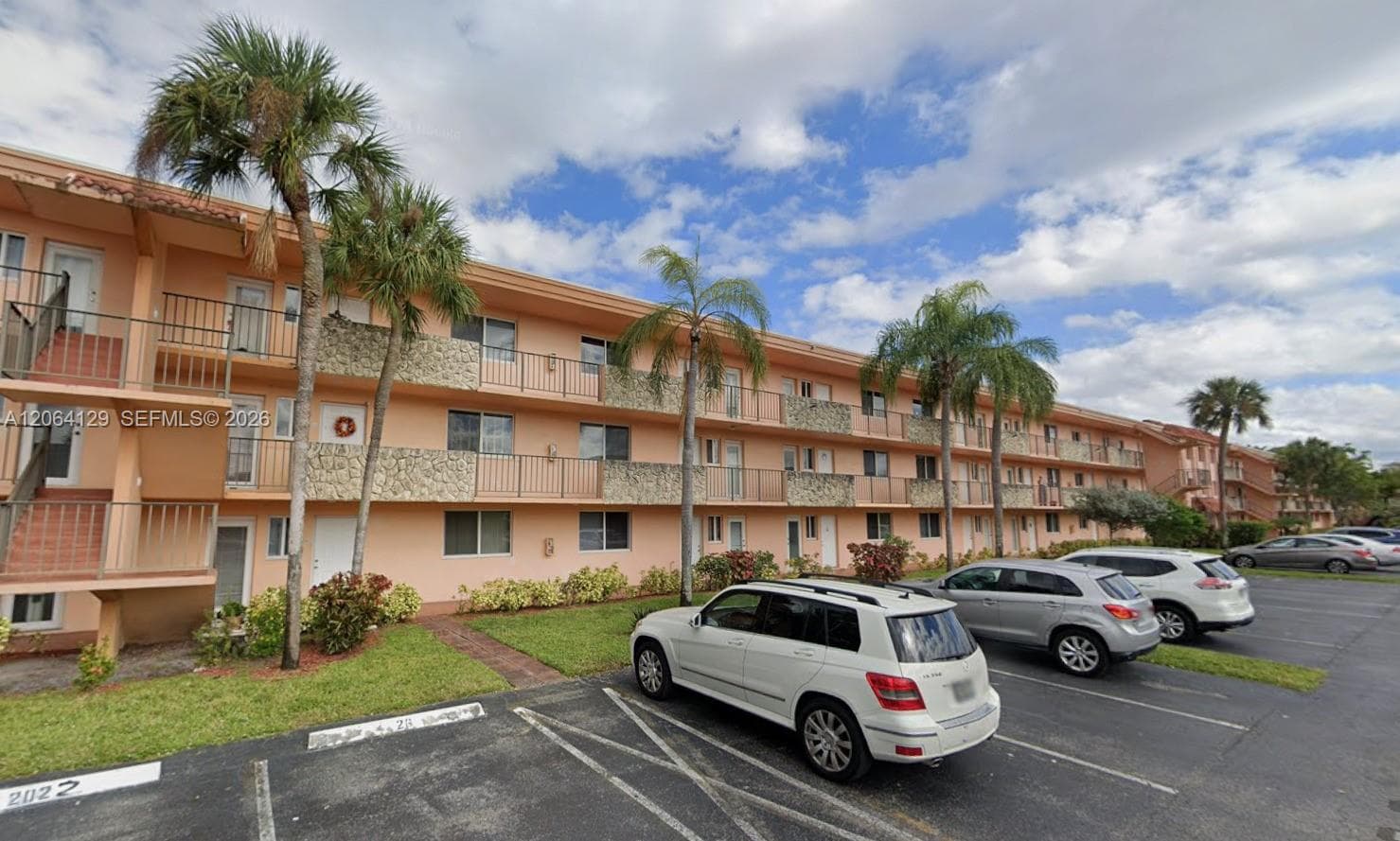 5950 Del Lago Cir # 201, Sunrise, FL 33313