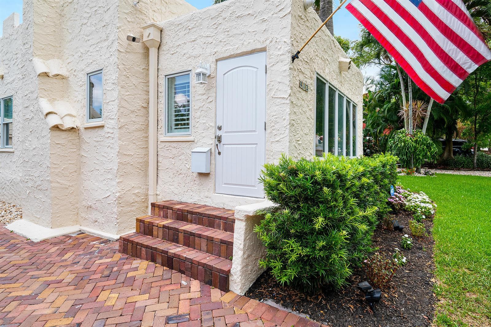 813 Avon Road, West Palm Beach, FL 33401 photo 3