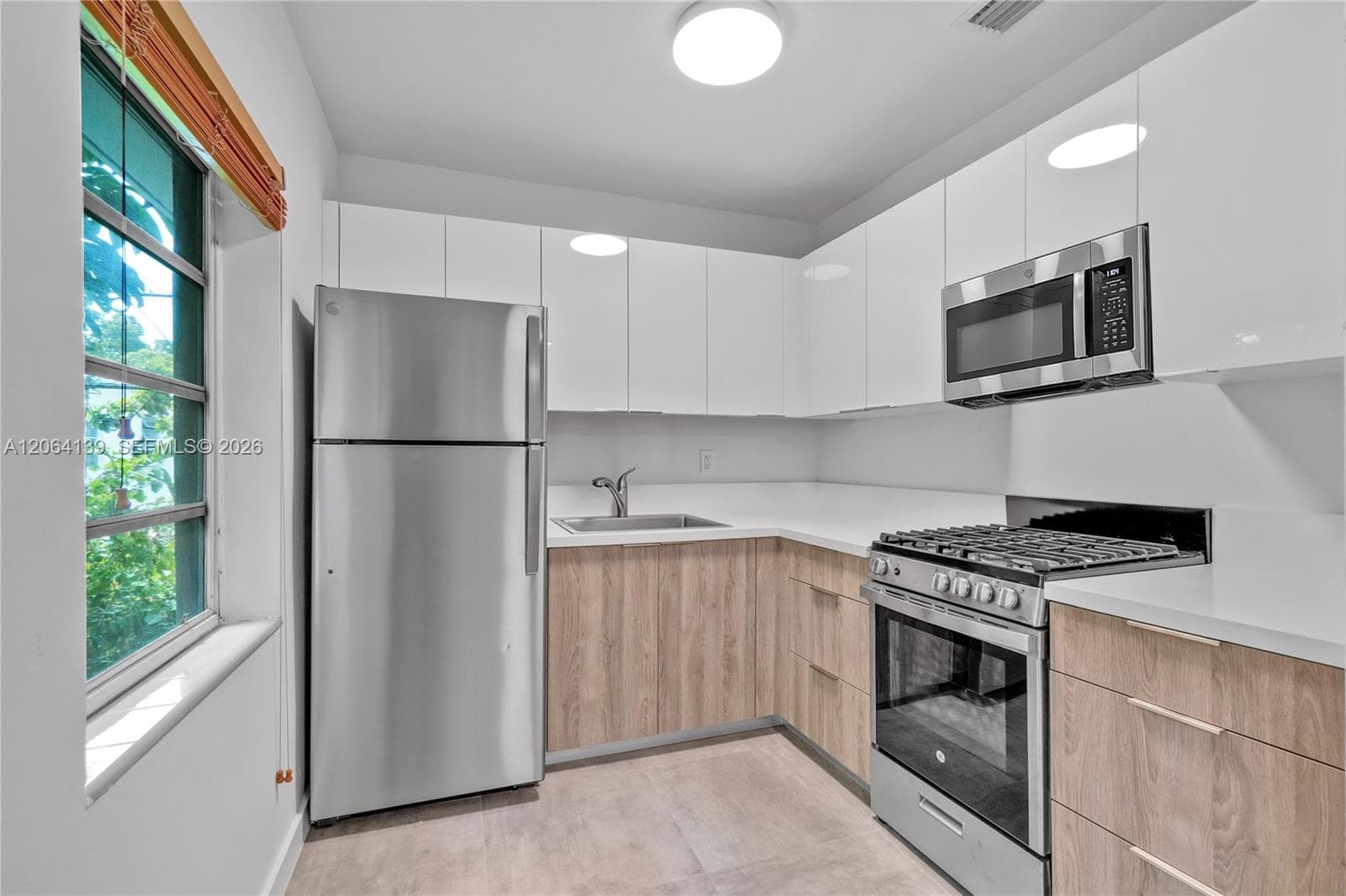 411 Santander Ave # 1, Coral Gables, FL 33134