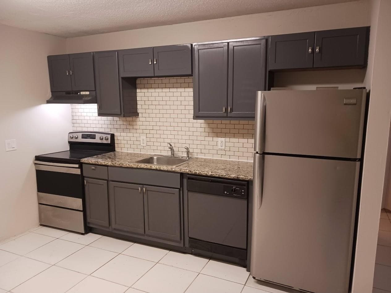 708 NW 6th Street, Hallandale Beach, FL 33009 photo 2