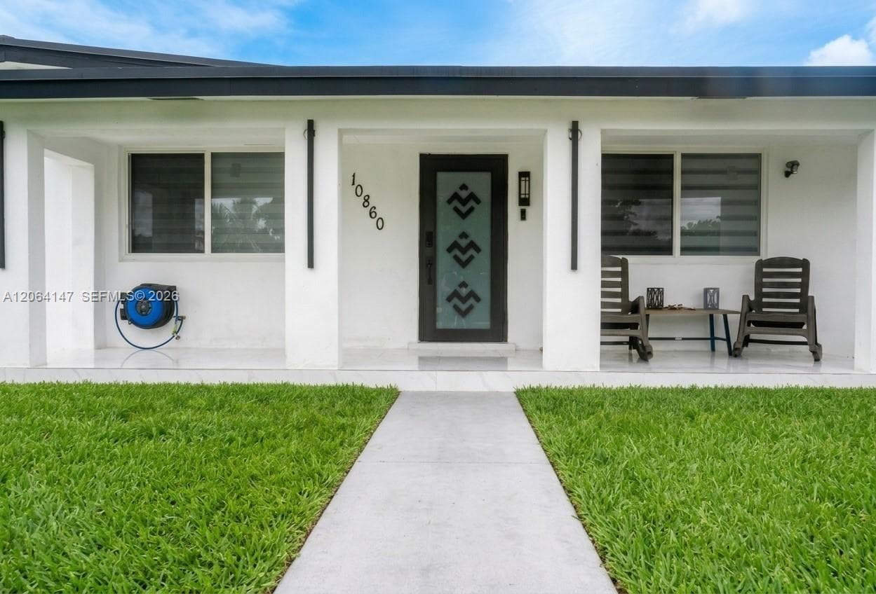 10860 SW 217th Ter, Miami, FL 33170 photo 2