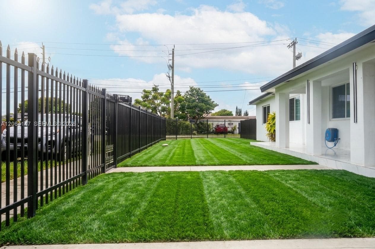 10860 SW 217th Ter, Miami, FL 33170 photo 3