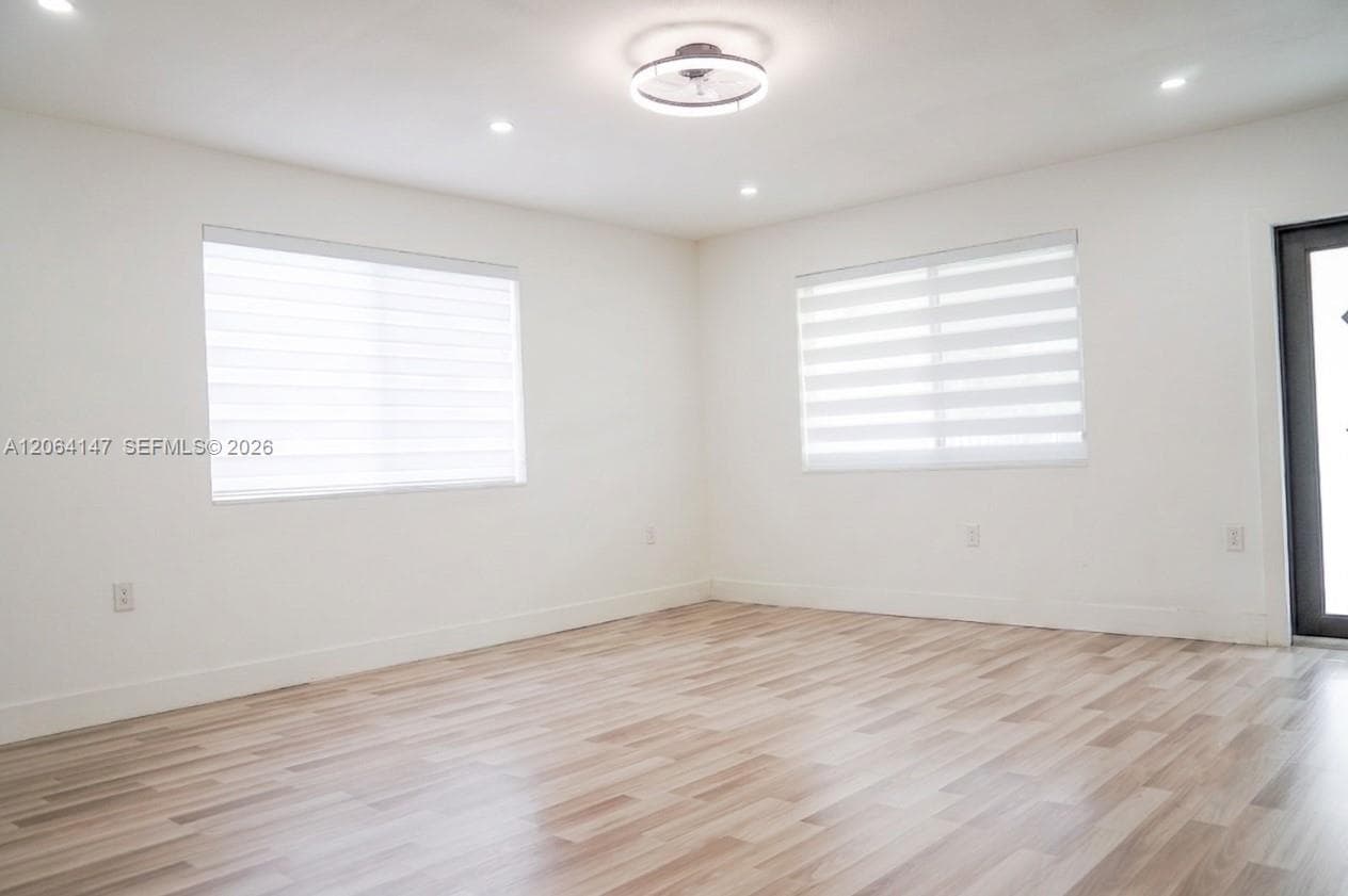 10860 SW 217th Ter, Miami, FL 33170 photo 5