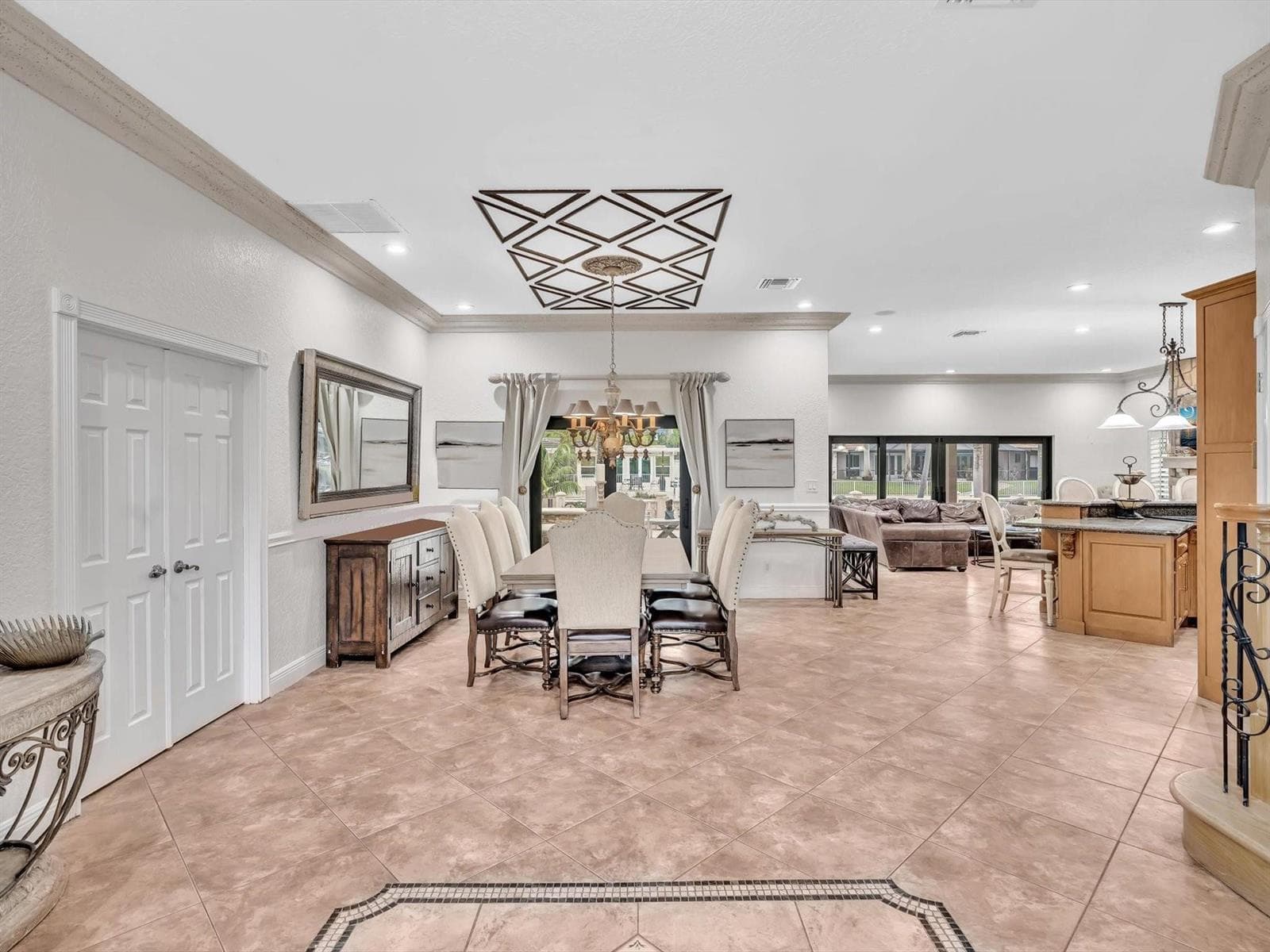 749 SW 2ND Street, Boca Raton, FL 33486 photo 4
