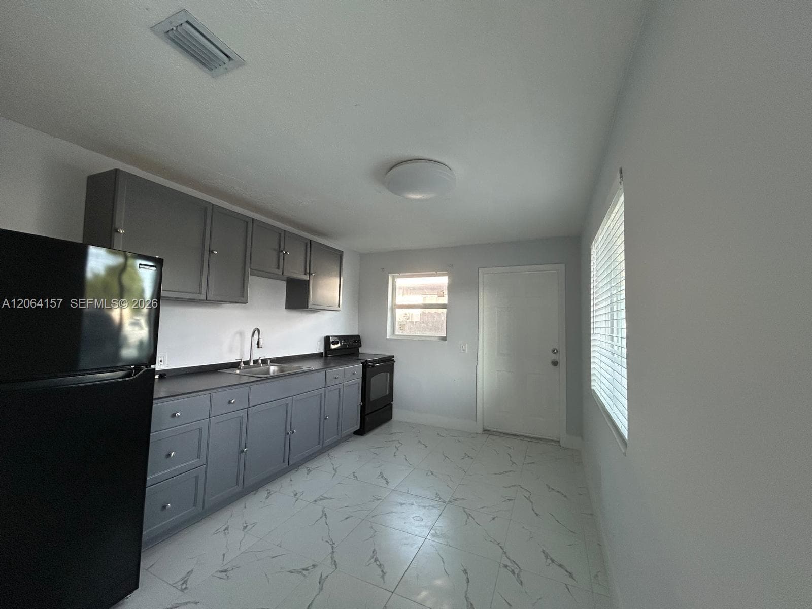 3177 NW 29th St # A, Miami, FL 33142 photo 3