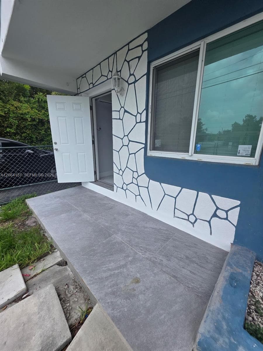 3177 NW 29th St # A, Miami, FL 33142