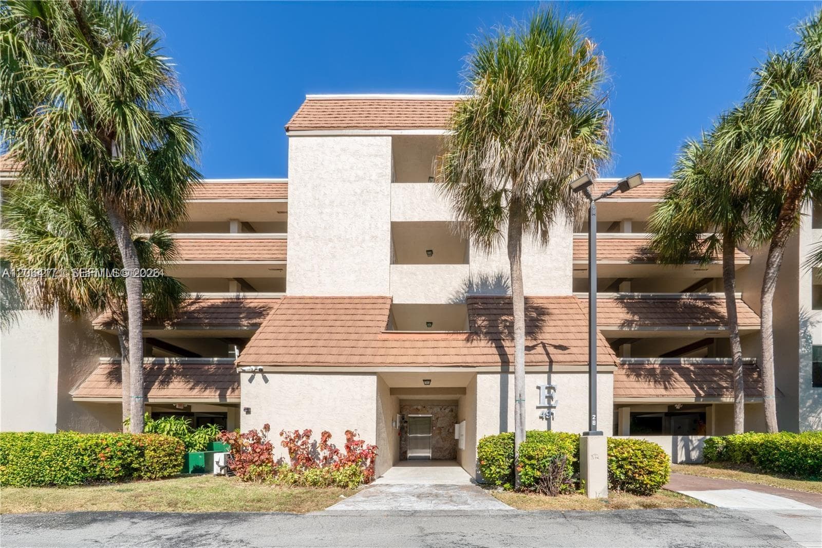 491 Ives Dairy Rd # 202-5, Miami, FL 33179