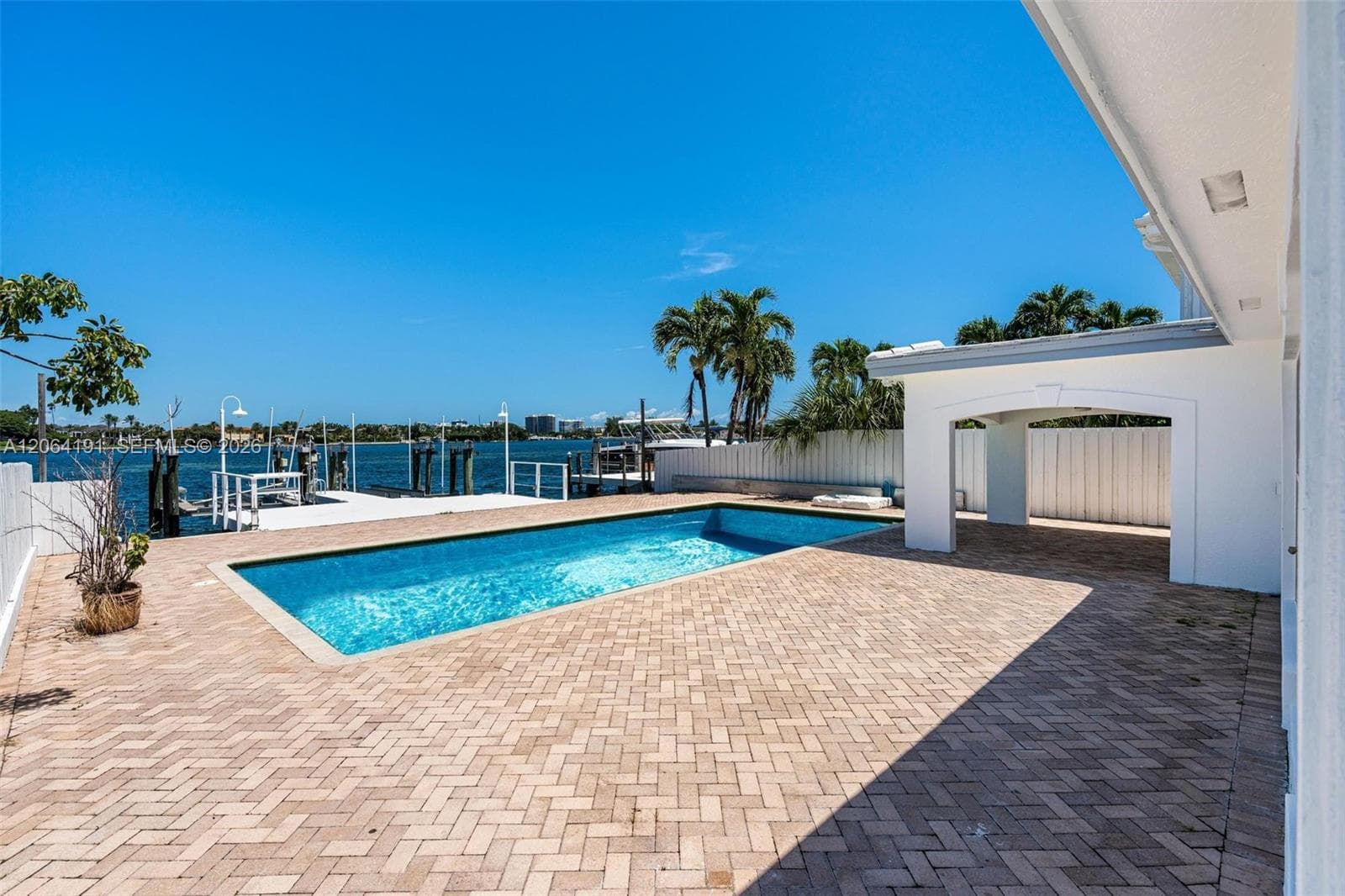 1451 Stillwater Dr, Miami Beach, FL 33141 photo 4