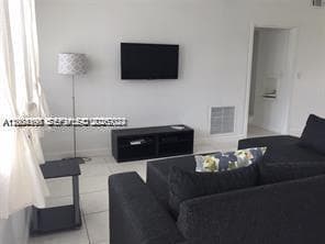 200 S Shore Dr # 7, Miami Beach, FL 33141 photo 2