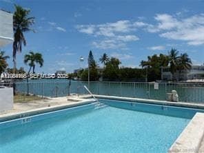 200 S Shore Dr # 7, Miami Beach, FL 33141