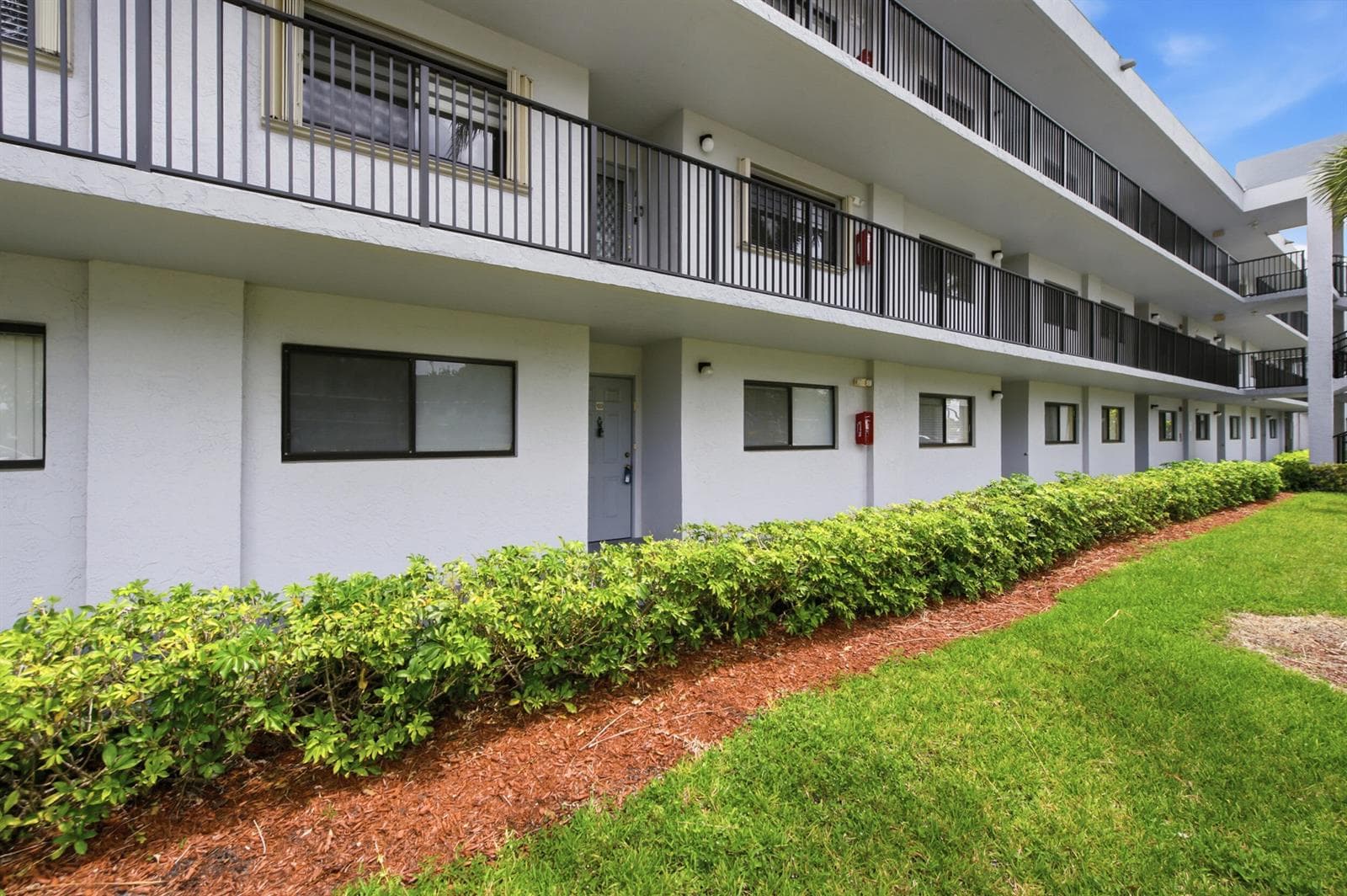 15355 Lakes Of Delray Blvd #103, Delray Beach, FL 33484 photo 3